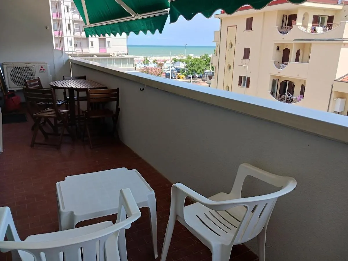 Alba Trilocale Vista Mare - 2 Camere Da Letto Riccione Apartament