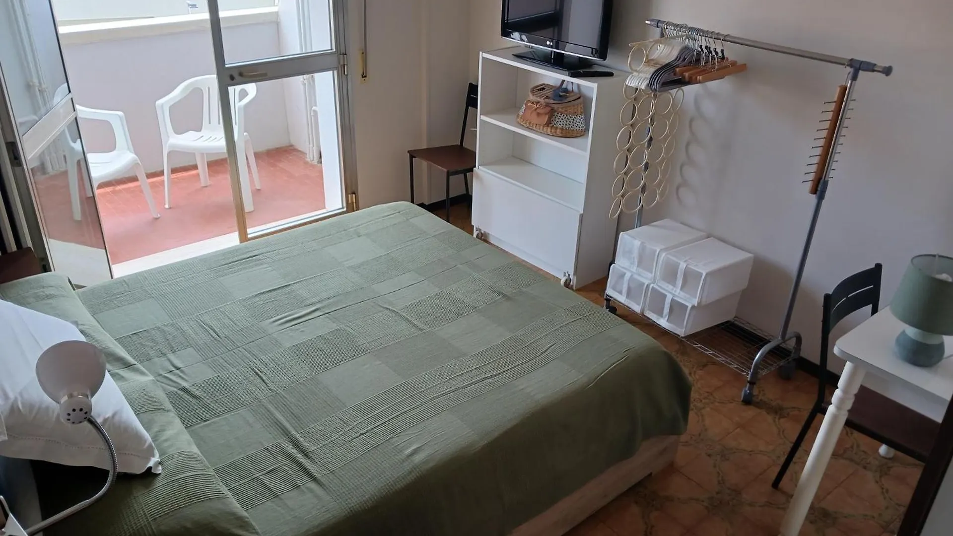 Alba Trilocale Vista Mare - 2 Camere Da Letto Riccione 0*,  Włochy